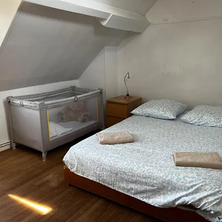 Ferienhaus Maison De Famille Idealement Situee